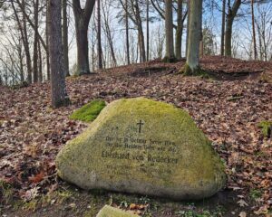 godzikowo cmentarz mazury przewodnik