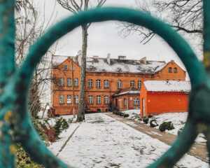 widok na szkołę w Kruszewcu