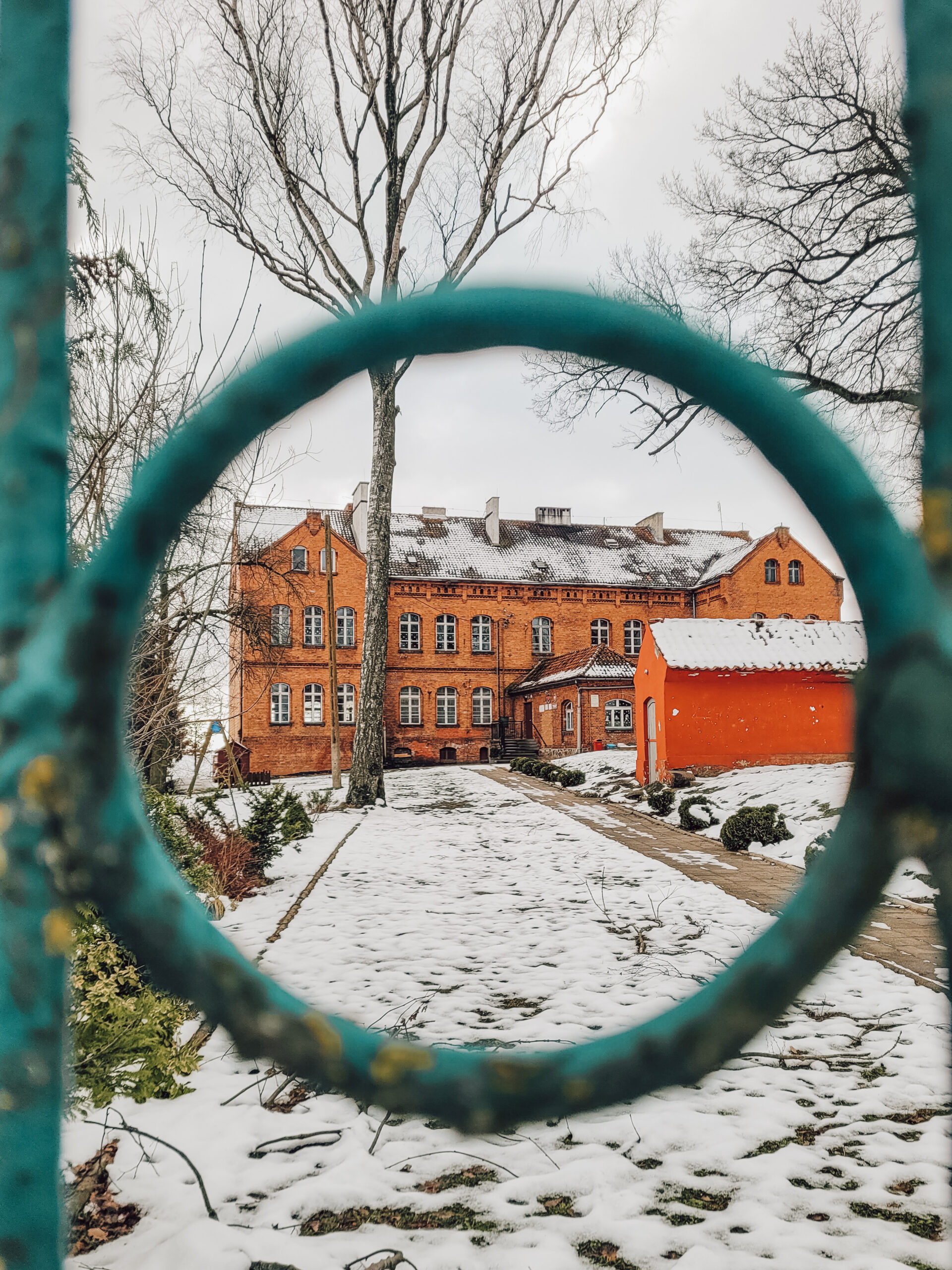 widok na szkołę w Kruszewcu